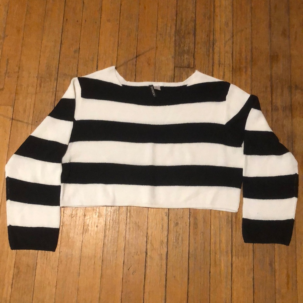 Black and white striped cropped sweater